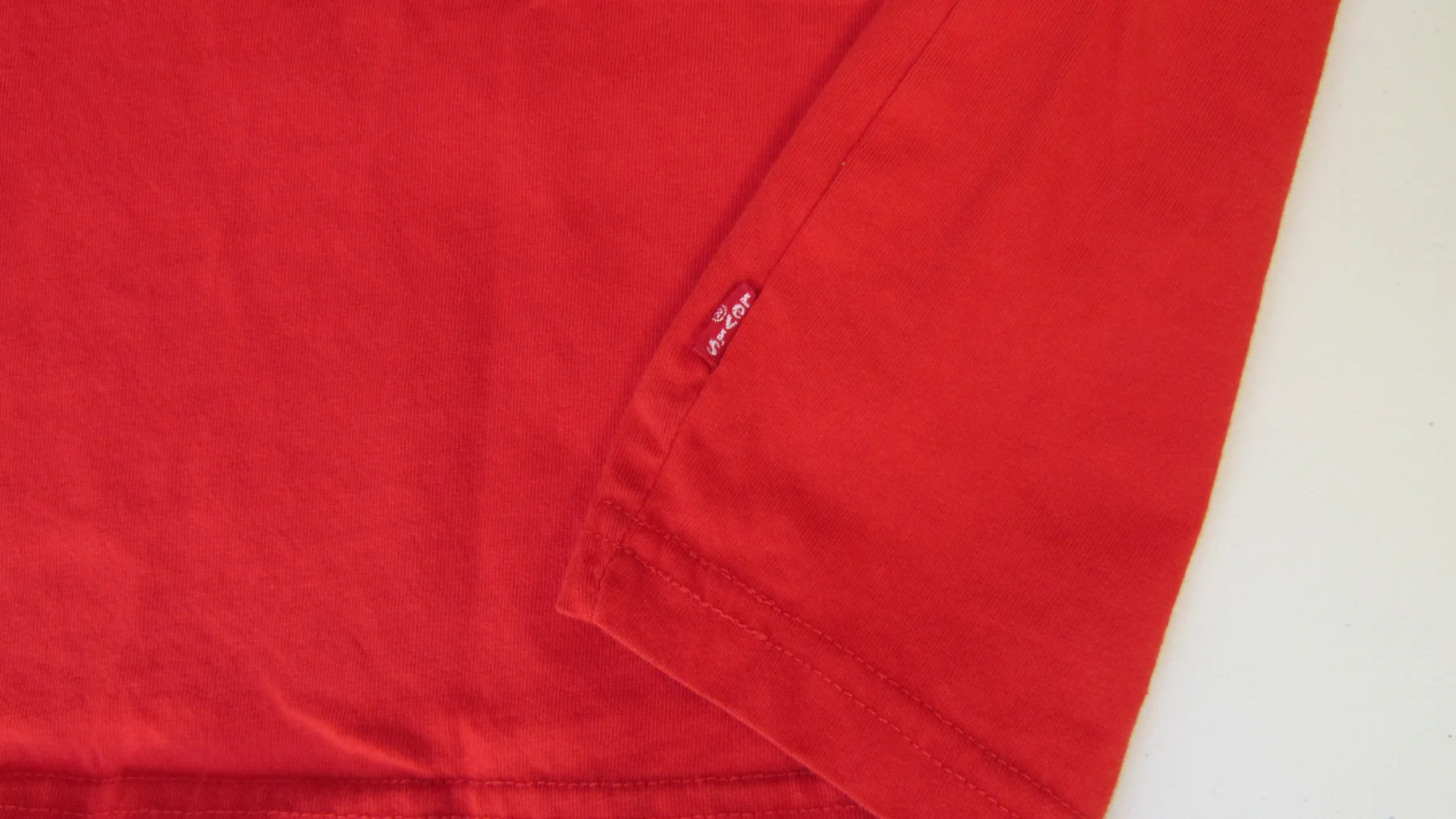 T-shirt Levis d’occasion – vue 3